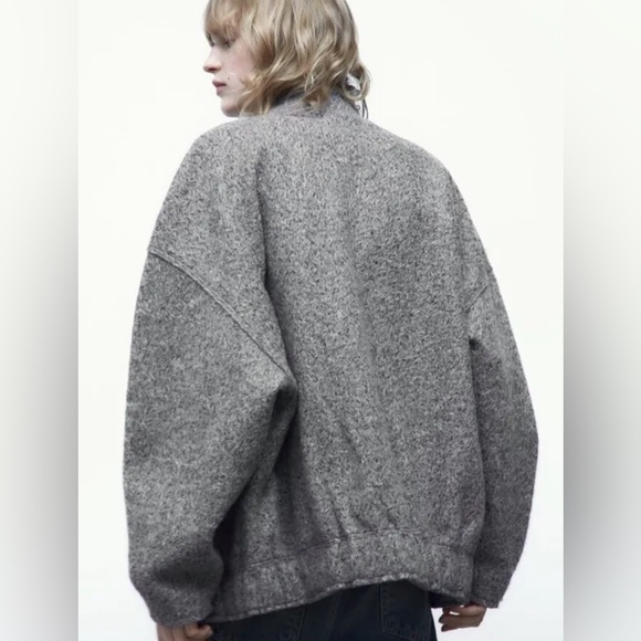 ❌SOLD❌Viral Zara Oversized Bomber Jacket (Grey) - XS/S - Picture 3 of 6